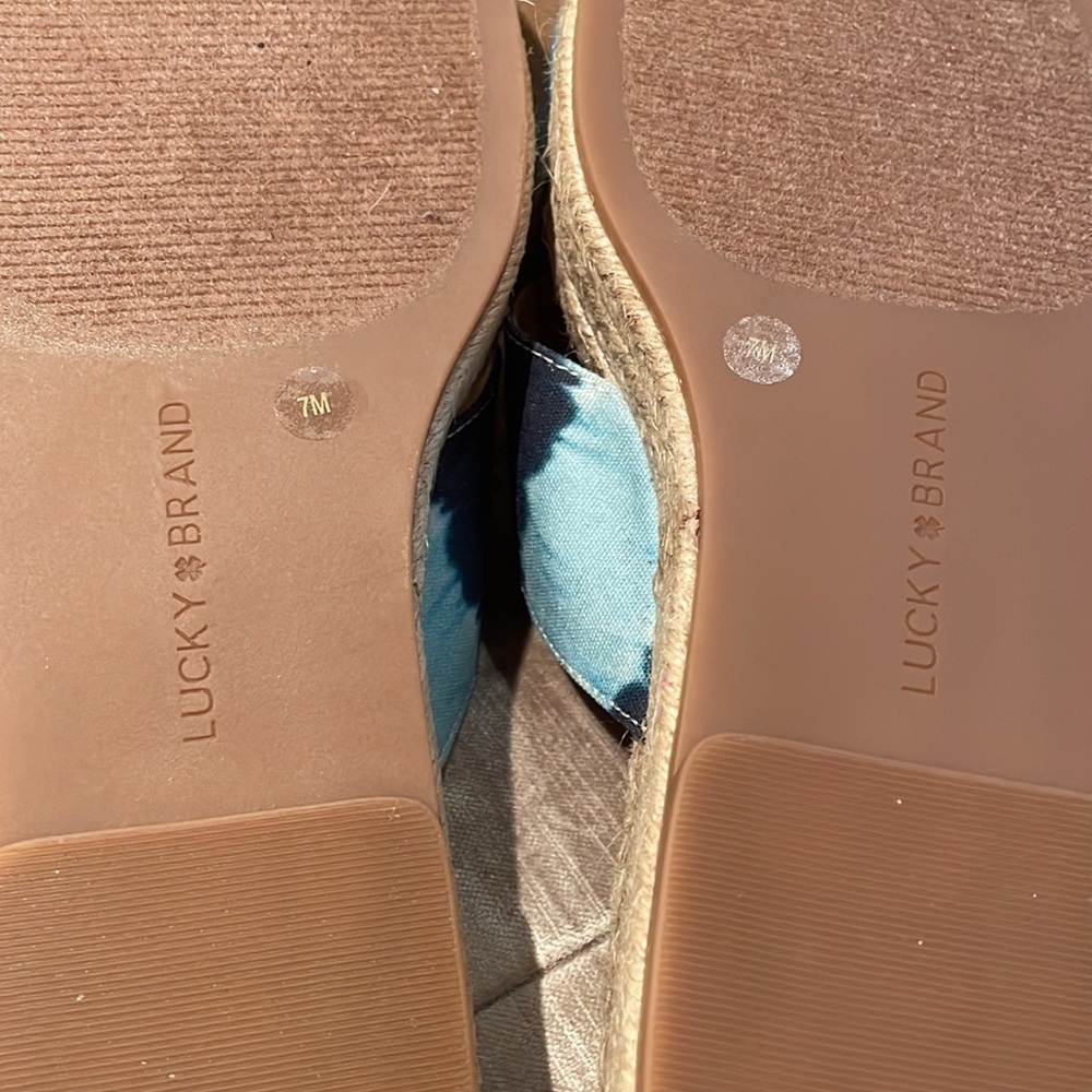 LUCKY BRAND Denim Tie Dye Espadrille Sandals Blue Ombré NWOTS - Picture 8 of 10